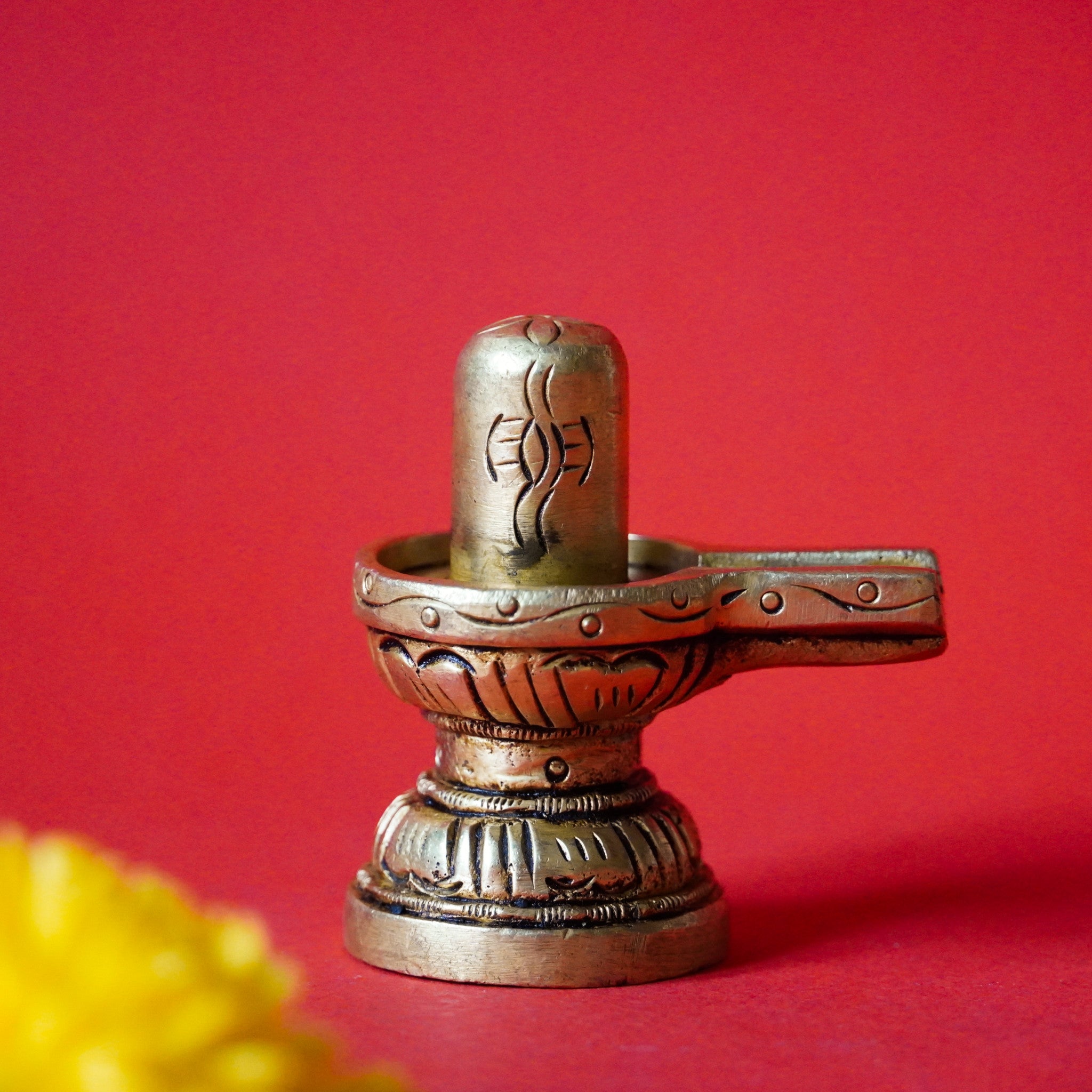 Brass Shiva Lingam Idol for Pooja | Lord Shiva Shivalingam Statue - 2 inches